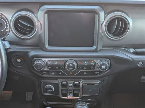 Used 2023 Jeep Wrangler Sport S image 16