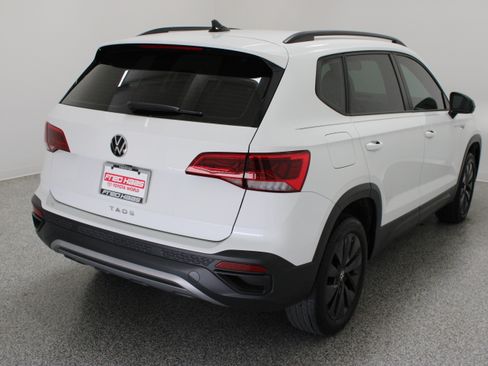 Used 2022 Volkswagen Taos S FWD image 7