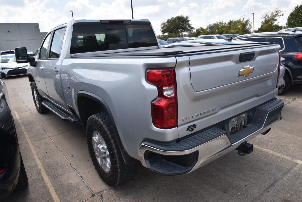 Used 2022 Chevrolet Silverado 2500 LT w/ Convenience Package AWD/4WD image 7