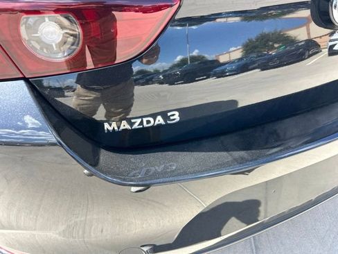 Used 2023 MAZDA MAZDA3 s FWD image 4