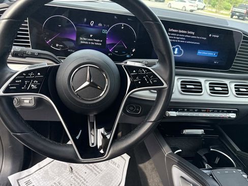 Used 2025 Mercedes-Benz GLE 350 4MATIC image 29