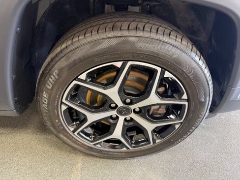 Used 2025 Jeep Compass Limited AWD/4WD image 10