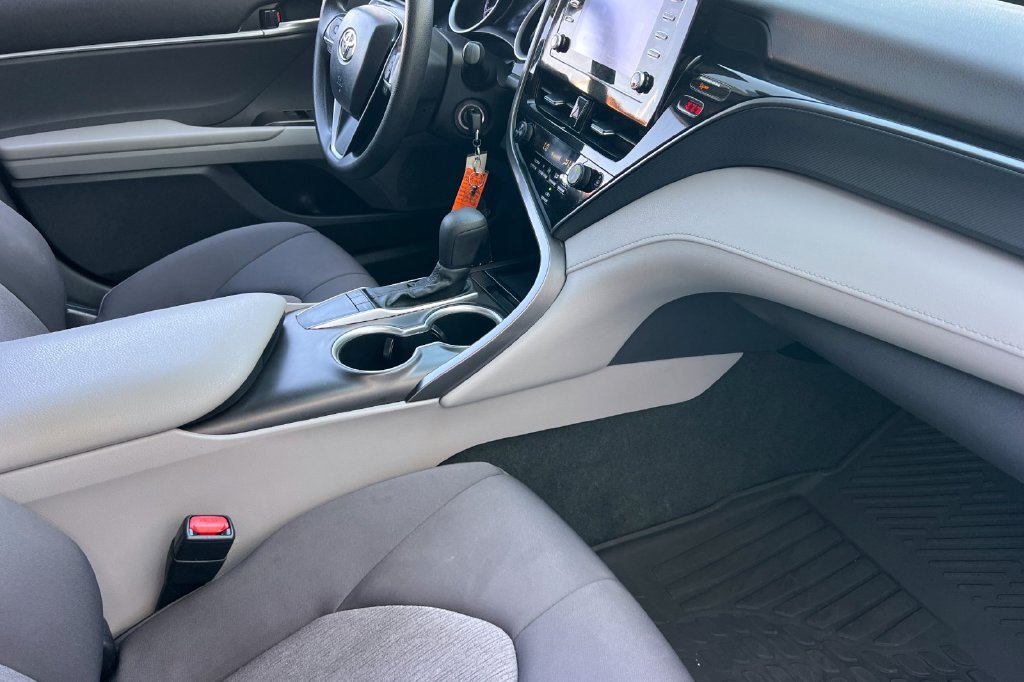 Certified 2024 Toyota Camry LE FWD image 18