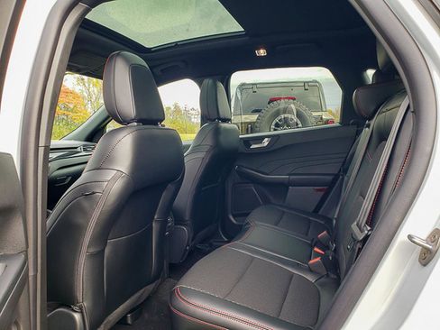 New 2026 Ford Escape ST-Line Select image 11