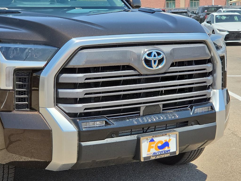 Used 2024 Toyota Tundra Limited w/ Power Package AWD/4WD image 7