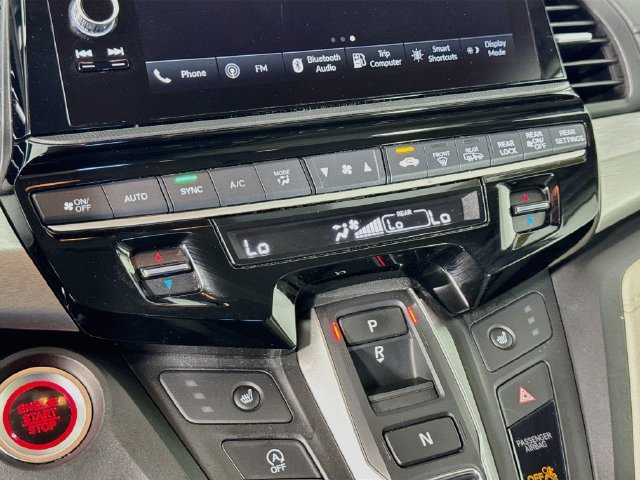 Used 2025 Honda Odyssey EX-L image 18