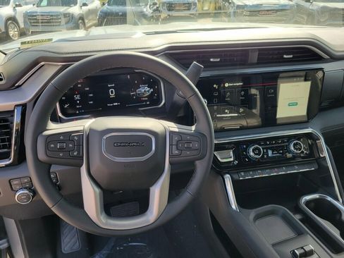 New 2026 GMC Sierra 2500 Denali w/ Denali Reserve Package image 15