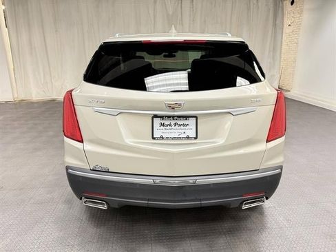 Used 2017 Cadillac XT5 Luxury image 4