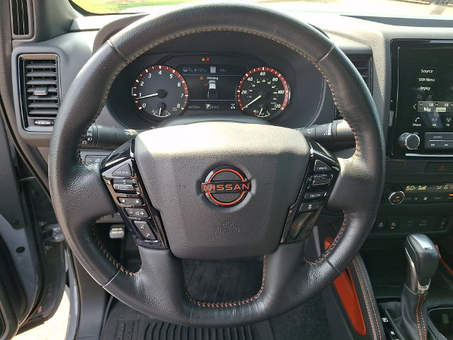 Used 2023 Nissan Frontier PRO-4X w/ Pro Convenience Package AWD/4WD image 16