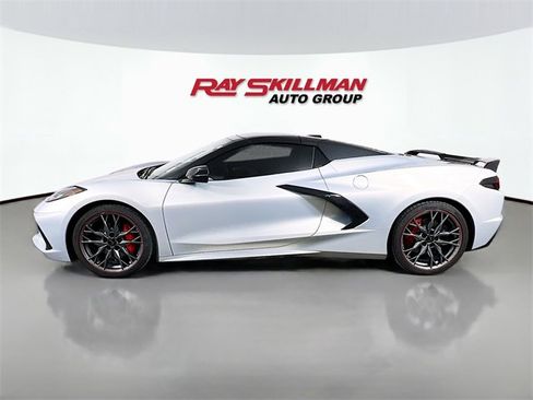 Used 2024 Chevrolet Corvette Stingray Preferred Conv w/ 2LT image 4