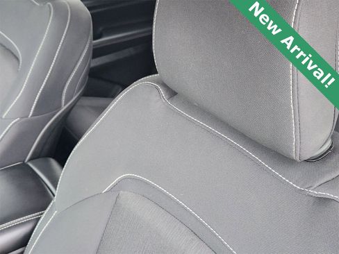 Used 2024 Jeep Grand Cherokee L Laredo image 16