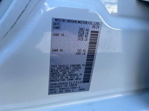 Used 2025 Nissan Altima 2.5 SV image 30