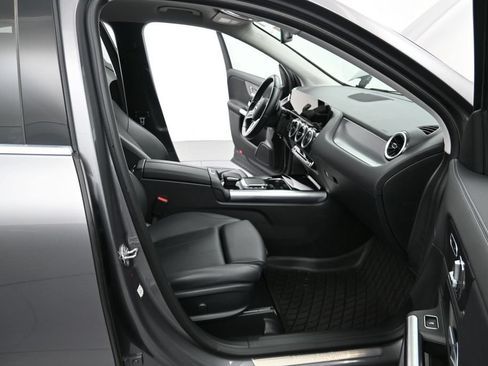 Used 2023 Mercedes-Benz GLA 250 4MATIC image 13