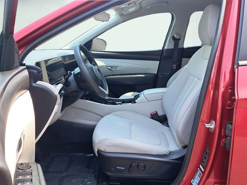 Used 2025 Hyundai Tucson SEL AWD/4WD image 10