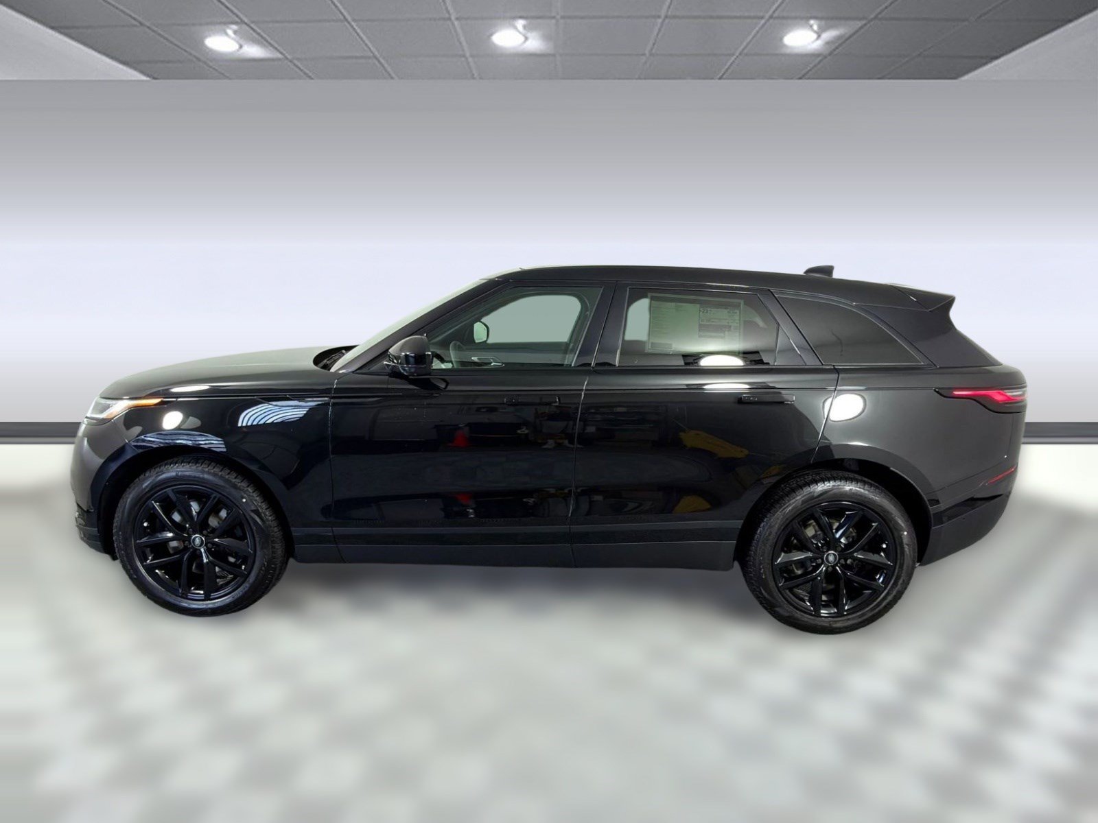 Used 2026 Land Rover Range Rover Velar S AWD/4WD image 2