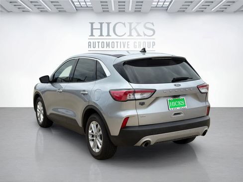 Used 2022 Ford Escape SE FWD image 5