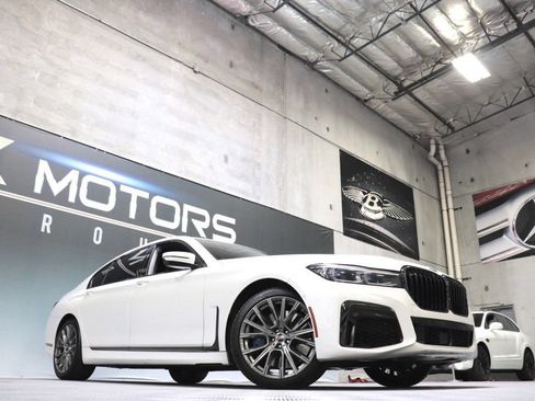 Used 2020 BMW 750i xDrive w/ Executive Package AWD/4WD image 83