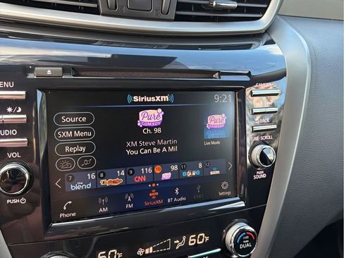 Used 2023 Nissan Murano SV w/ SV Midnight Edition Package image 13