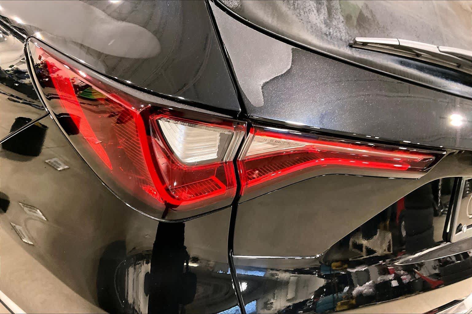 Certified 2026 Acura MDX w/ Advance Package AWD/4WD image 27