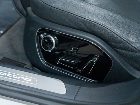 Used 2015 Audi A8 L TDI w/ Premium Package image 17