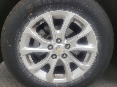 Used 2021 Chevrolet Equinox LT FWD image 31