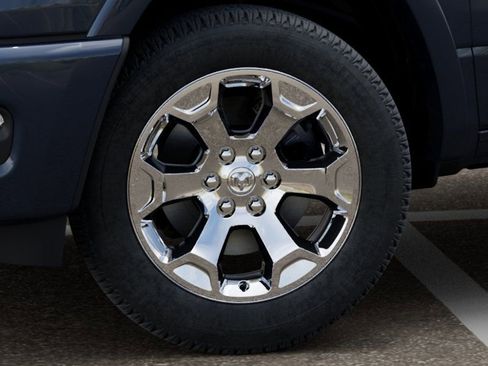 New 2026 RAM 1500 4x4 Crew Cab image 8