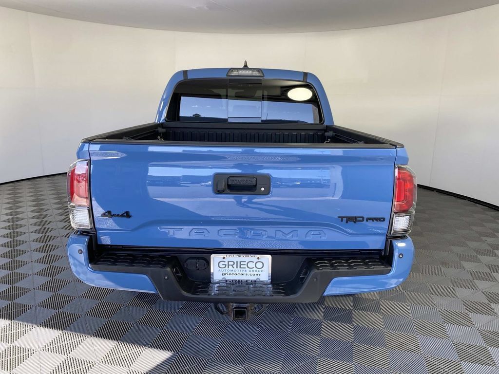 Used 2018 Toyota Tacoma TRD Pro AWD/4WD image 7