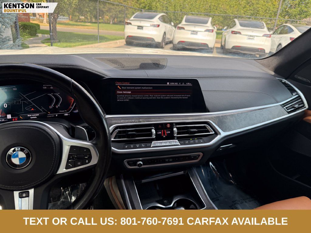 Used 2022 BMW X7 xDrive40i w/ M Sport Package AWD/4WD image 21