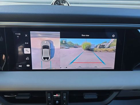 Certified 2025 Porsche Macan 4S Electric image 13