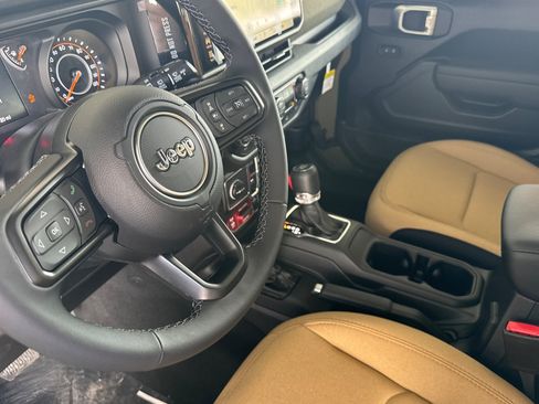 New 2026 Jeep Wrangler Unlimited Sport AWD/4WD image 9