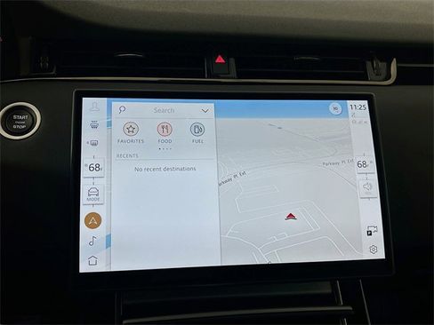 Used 2025 Land Rover Range Rover Evoque Dynamic SE image 16