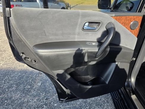 Used 2019 Nissan Armada SV w/ Driver Package RWD image 12