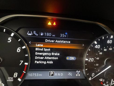 Used 2024 Nissan Frontier SV w/ SV Convenience Package image 12