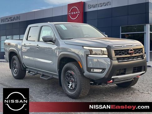 New 2026 Nissan Frontier PRO-4X w/ Pro-4x Convenience Package image 1