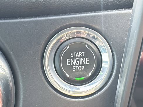 Certified 2024 Chevrolet Blazer LT w/ Convenience Package image 16