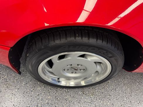 Used 1992 Chevrolet Corvette Convertible RWD image 17