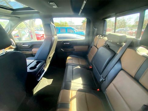 Used 2020 Chevrolet Silverado 2500 High Country w/ Z71 Off-Road Package image 9