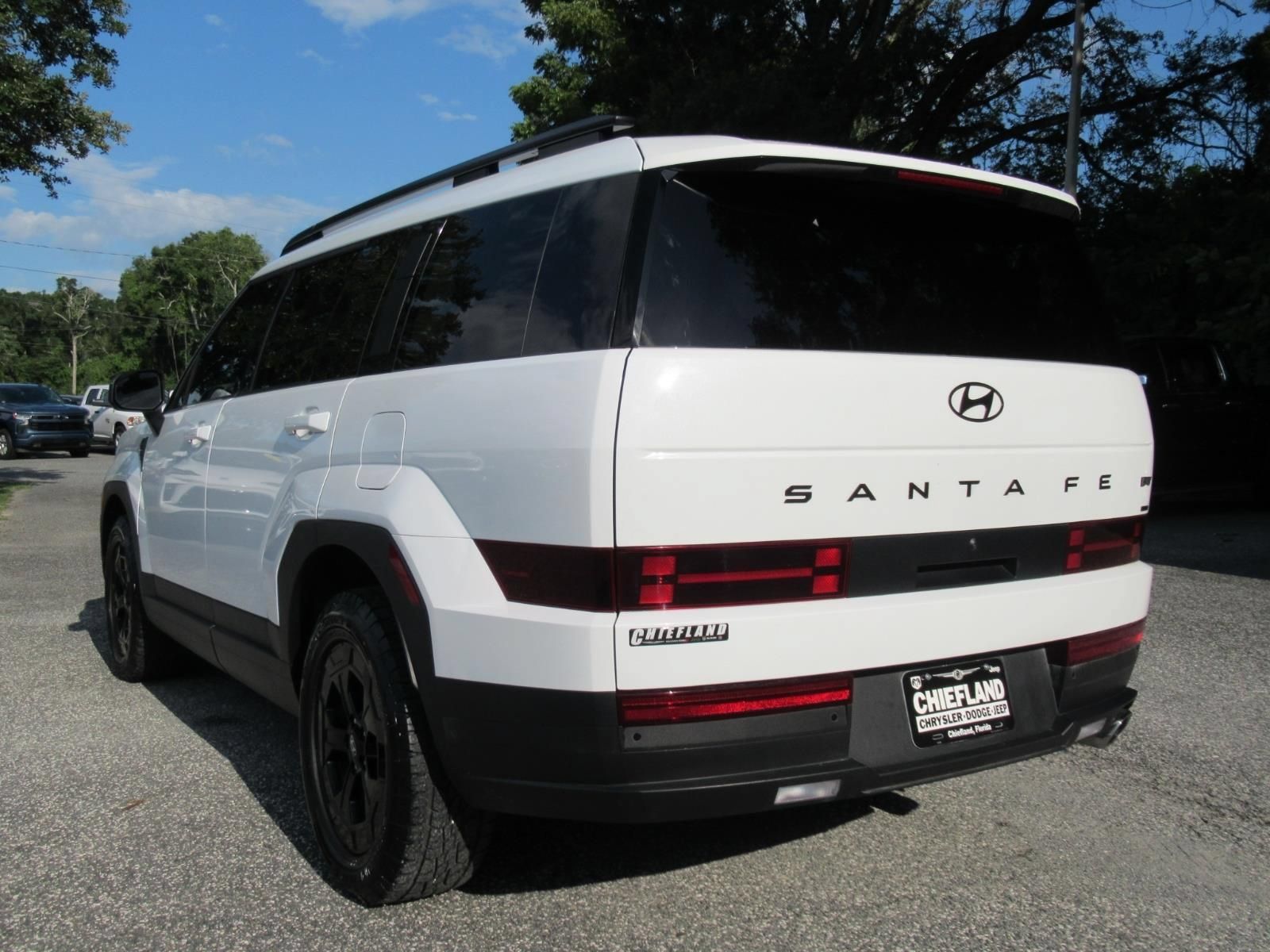Used 2024 Hyundai Santa Fe XRT AWD/4WD image 5