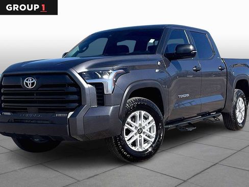 Used 2025 Toyota Tundra SR5 w/ SR5 Convenience Package image 1