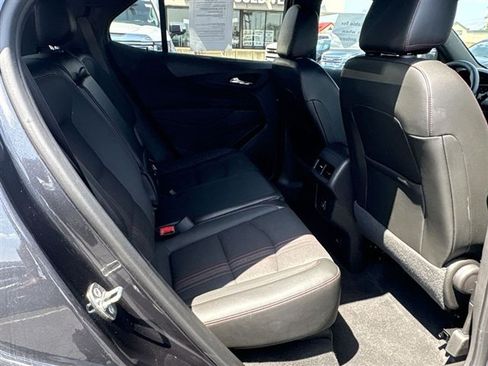 Certified 2023 Chevrolet Equinox RS FWD image 25