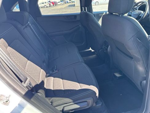 Used 2023 Ford Escape Active AWD/4WD image 12