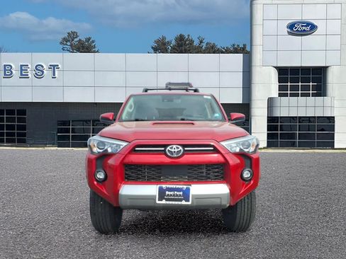 Used 2022 Toyota 4Runner TRD Off-Road AWD/4WD image 10