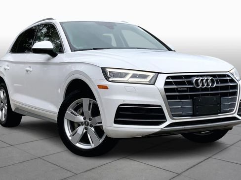 Used 2018 Audi Q5 2.0T Premium Plus w/ Premium Plus Package image 2