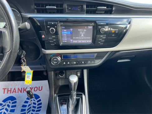 Used 2014 Toyota Corolla image 14