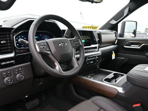 New 2026 Chevrolet Silverado 3500 High Country w/ High Country Premium Package AWD/4WD image 24