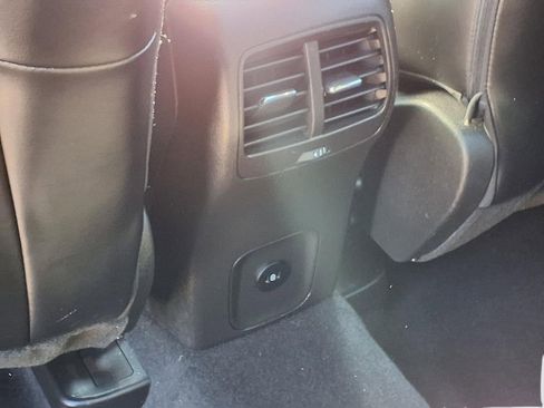 Used 2023 Ford Escape ST-Line w/ Tech Pack #1 AWD/4WD image 33