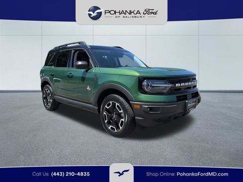 Certified 2024 Ford Bronco Sport Outer Banks w/ Tech Package AWD/4WD image 4