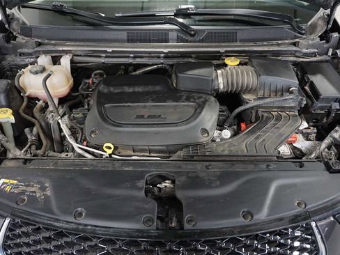 Used 2022 Chrysler Pacifica Touring-L image 12