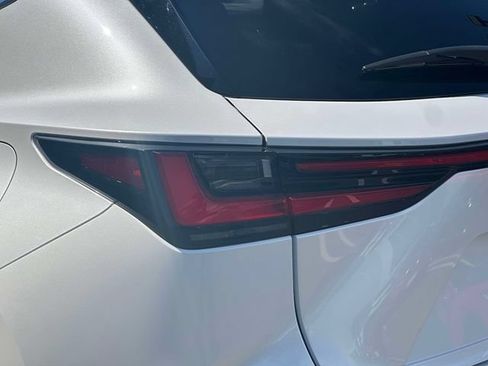 Used 2022 Lexus NX 350 AWD image 16
