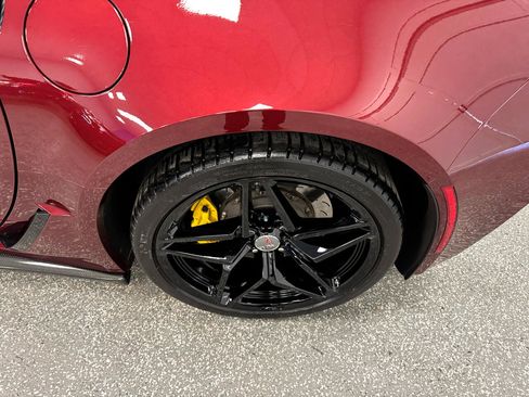 Used 2017 Chevrolet Corvette Z06 w/ Chrome Badge Package image 31